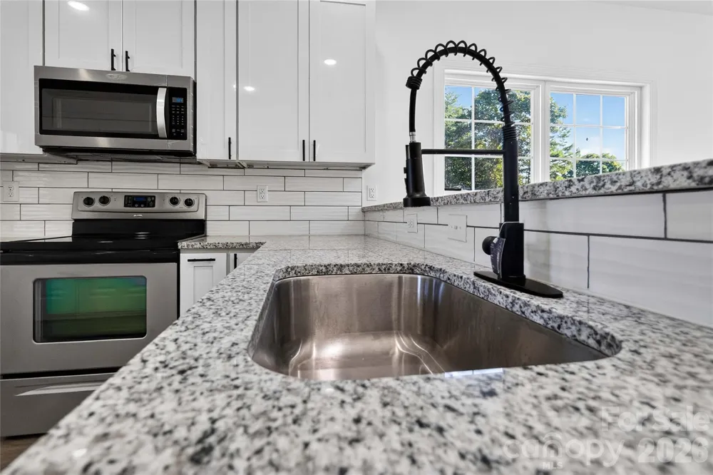 2110 Pinnacle View Drive Kings Mountain, NC 28086