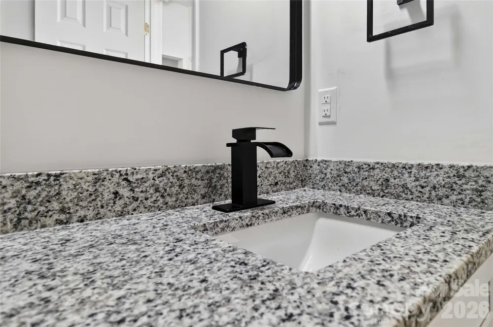 2110 Pinnacle View Drive Kings Mountain, NC 28086