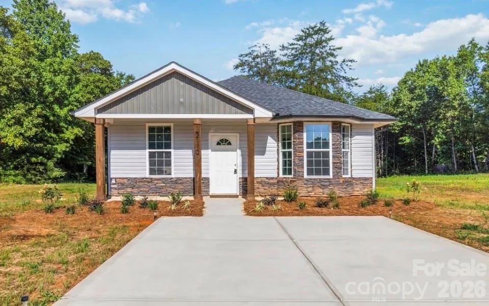 2110 Pinnacle View Drive Kings Mountain, NC 28086