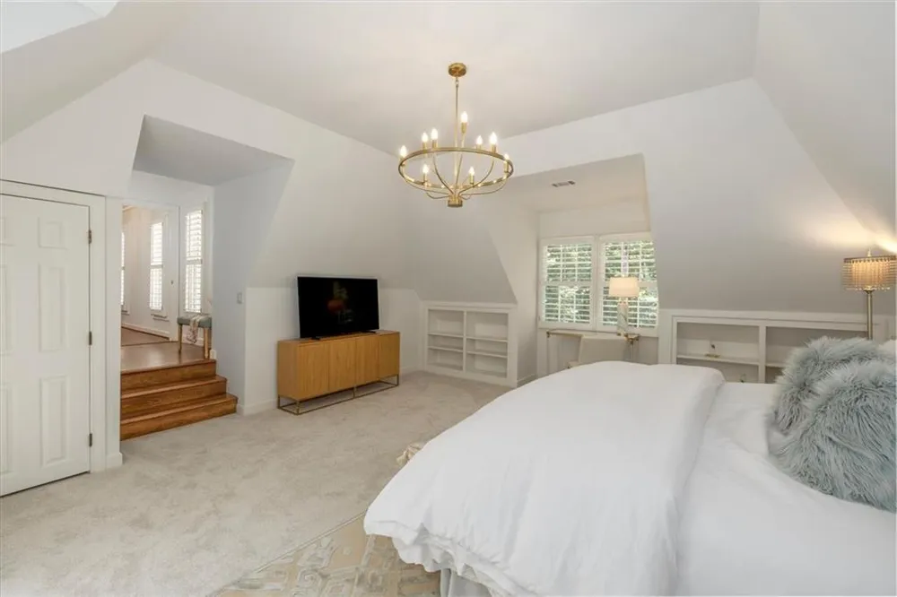 5585 Silver Ridge Drive Smoke Rise, GA 30087