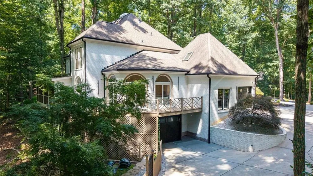 5585 Silver Ridge Drive Smoke Rise, GA 30087
