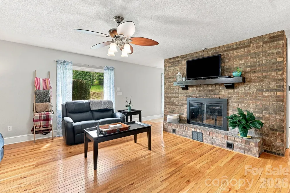 260 Justice Ridge Road Candler, NC 28715