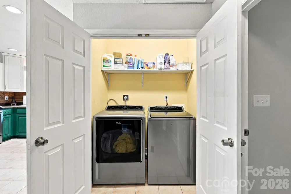 260 Justice Ridge Road Candler, NC 28715