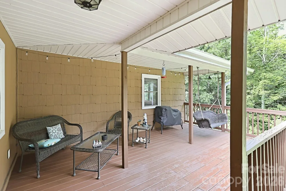 260 Justice Ridge Road Candler, NC 28715