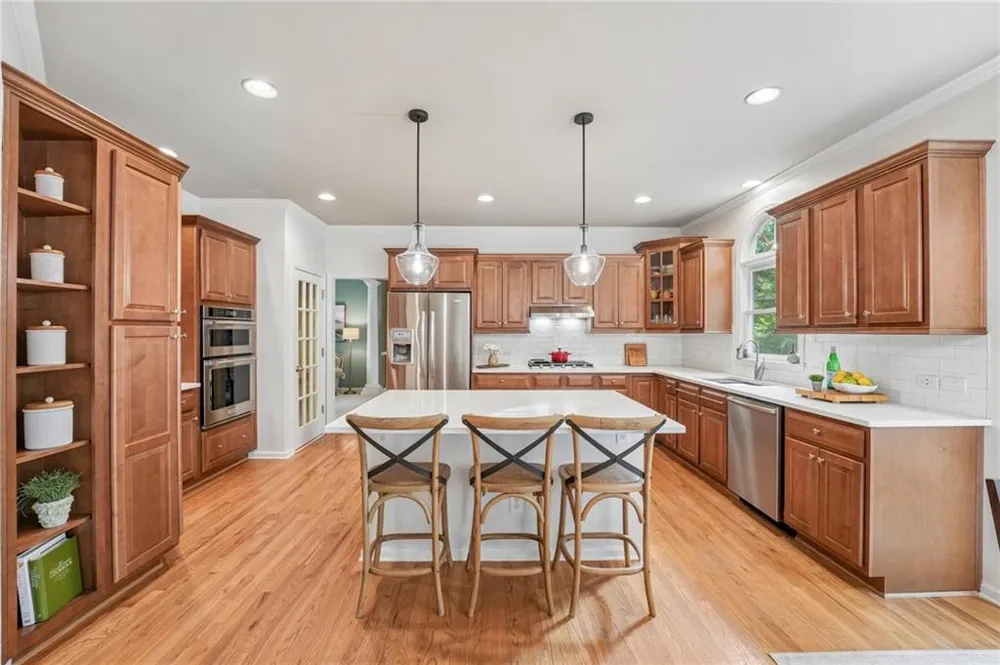 5310 Hedgewick Way Cumming, GA 30040