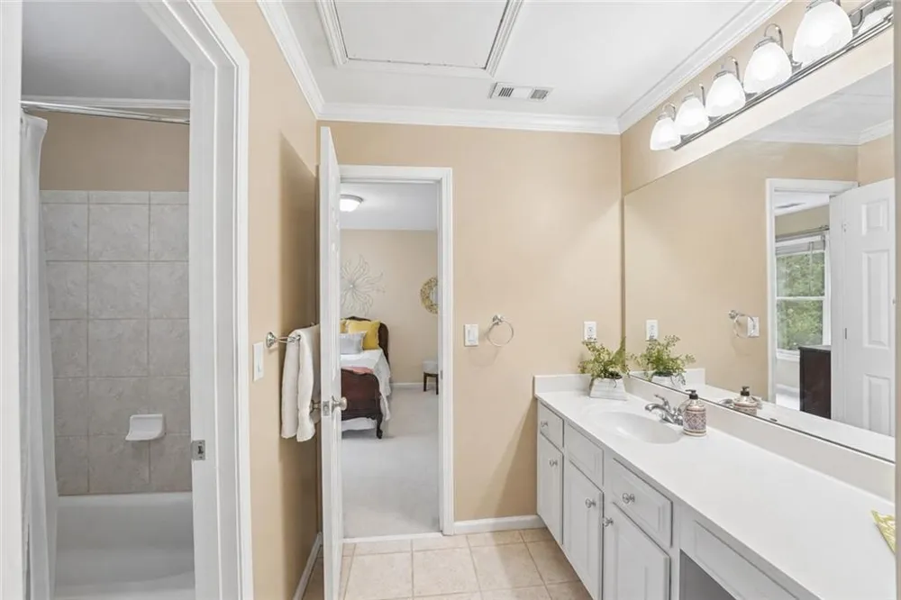 5310 Hedgewick Way Cumming, GA 30040