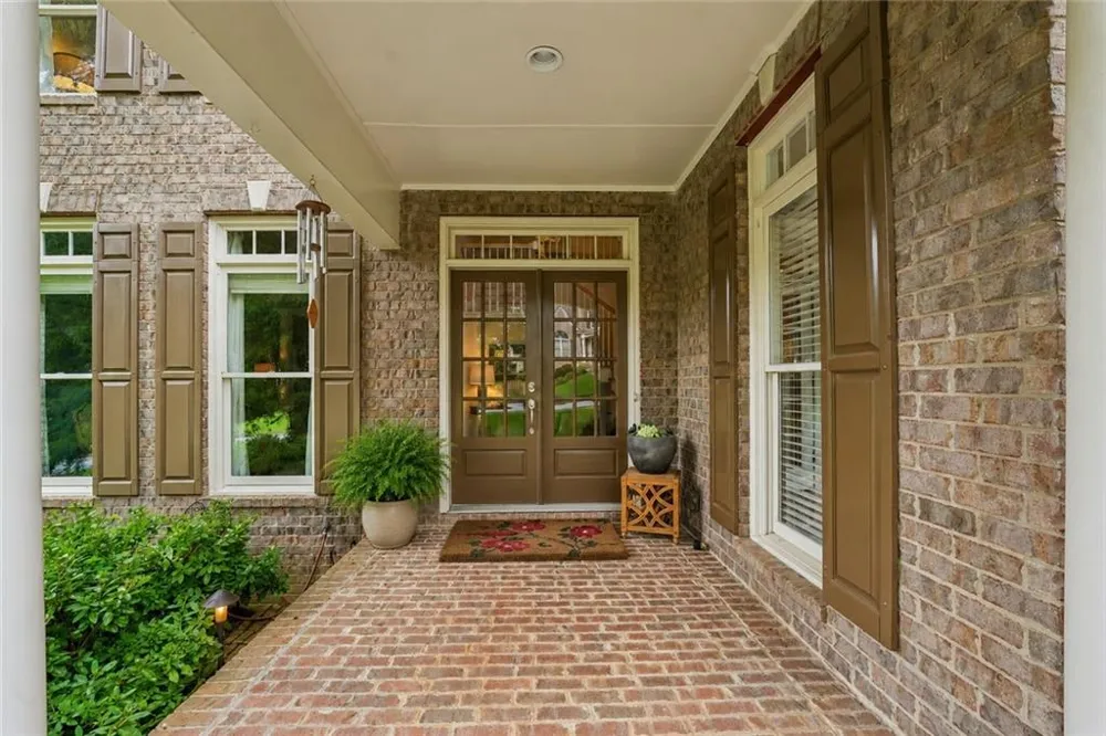 5310 Hedgewick Way Cumming, GA 30040