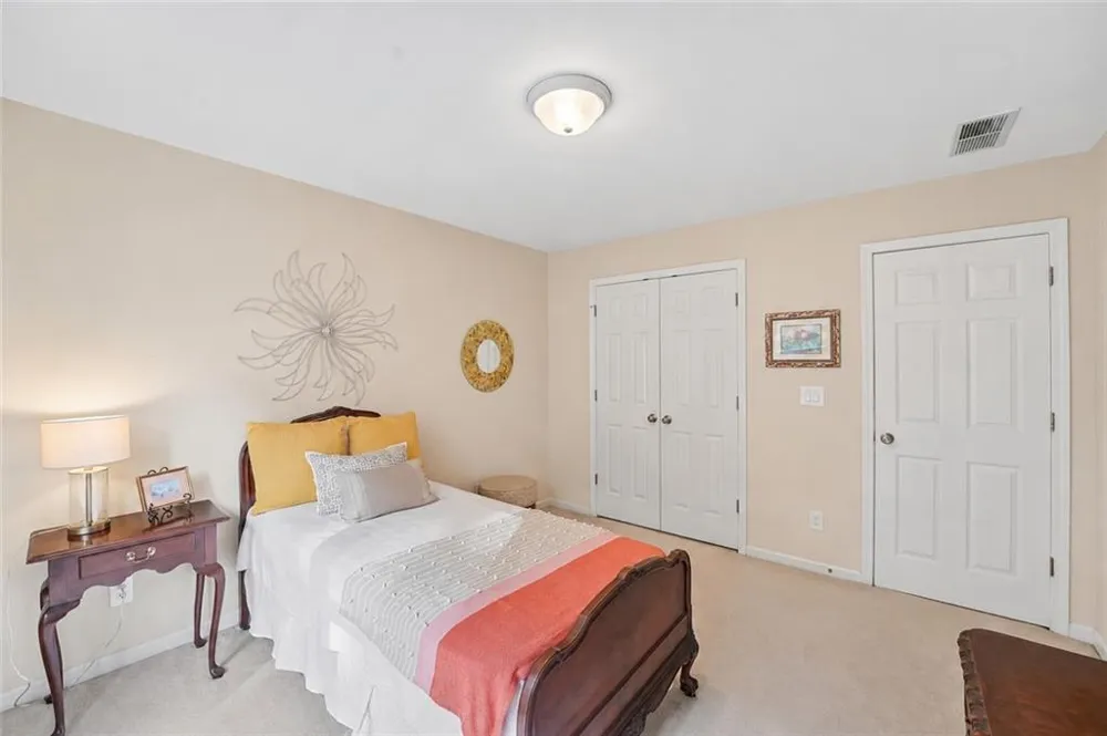5310 Hedgewick Way Cumming, GA 30040