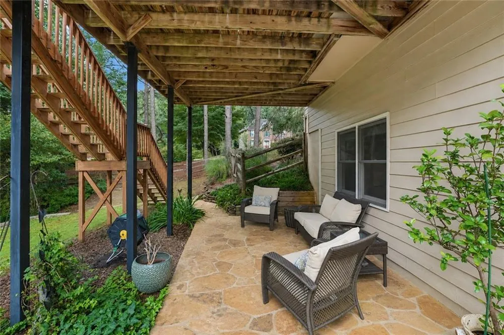 5310 Hedgewick Way Cumming, GA 30040