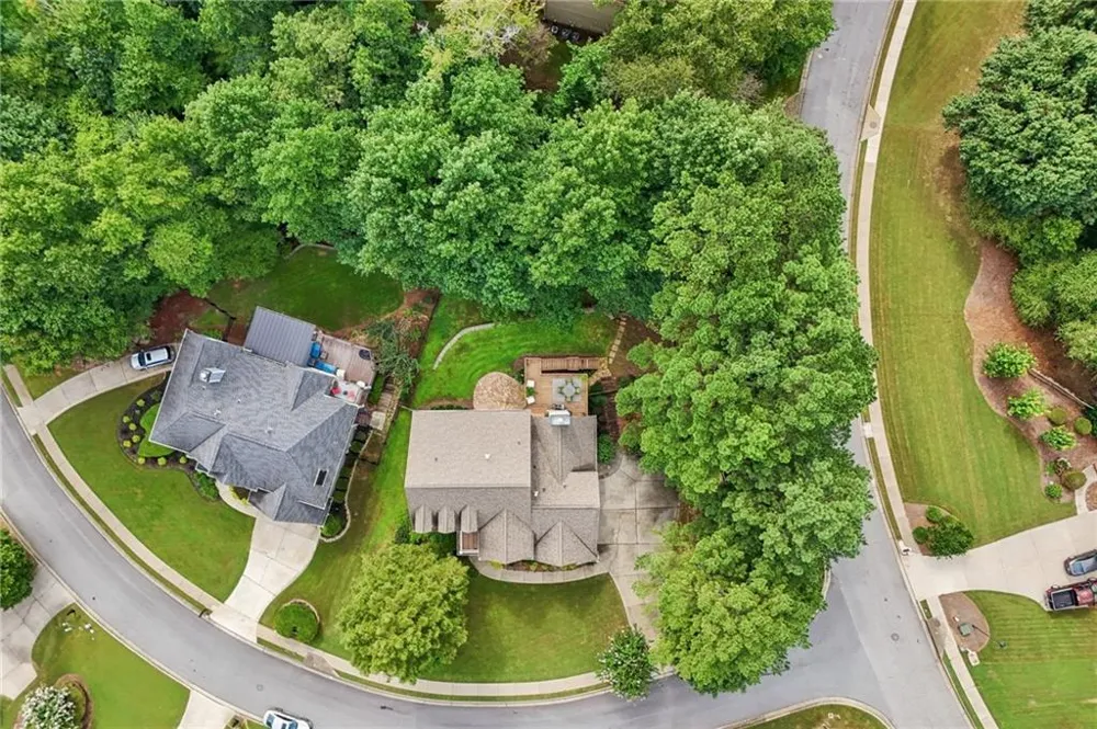 5310 Hedgewick Way Cumming, GA 30040
