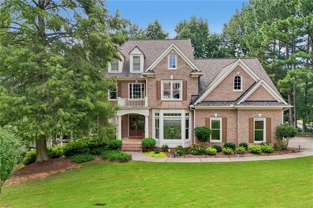 5310 Hedgewick Way Cumming, GA 30040
