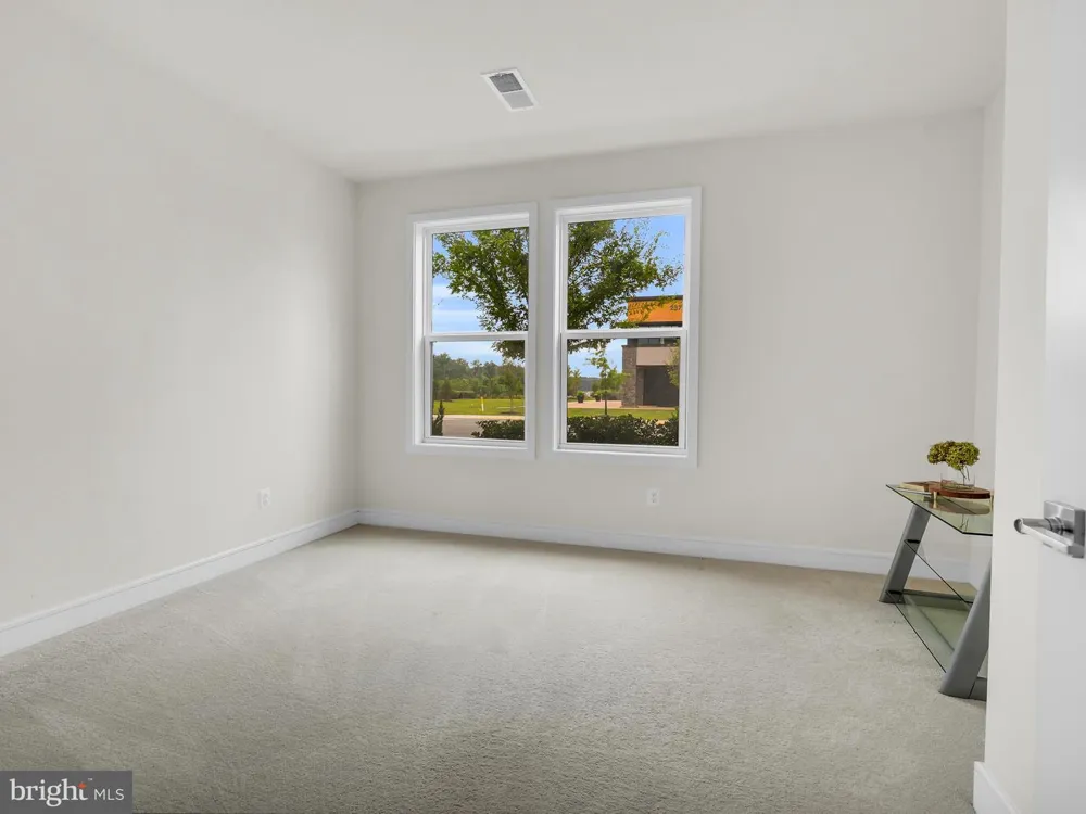 42920 FIREFLY SONATA TERRACE #101 Ashburn, VA 20148
