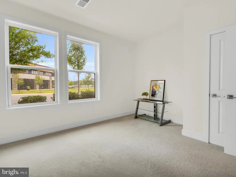 42920 FIREFLY SONATA TERRACE #101 Ashburn, VA 20148