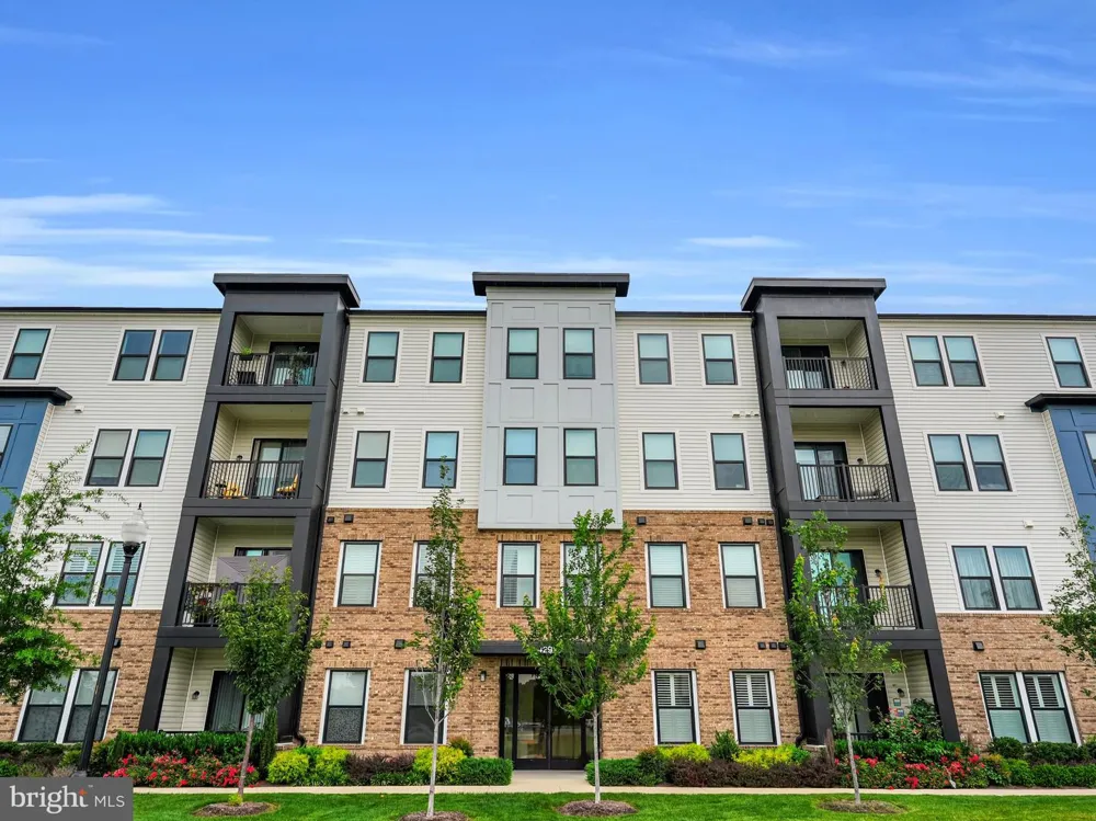 42920 FIREFLY SONATA TERRACE #101 Ashburn, VA 20148