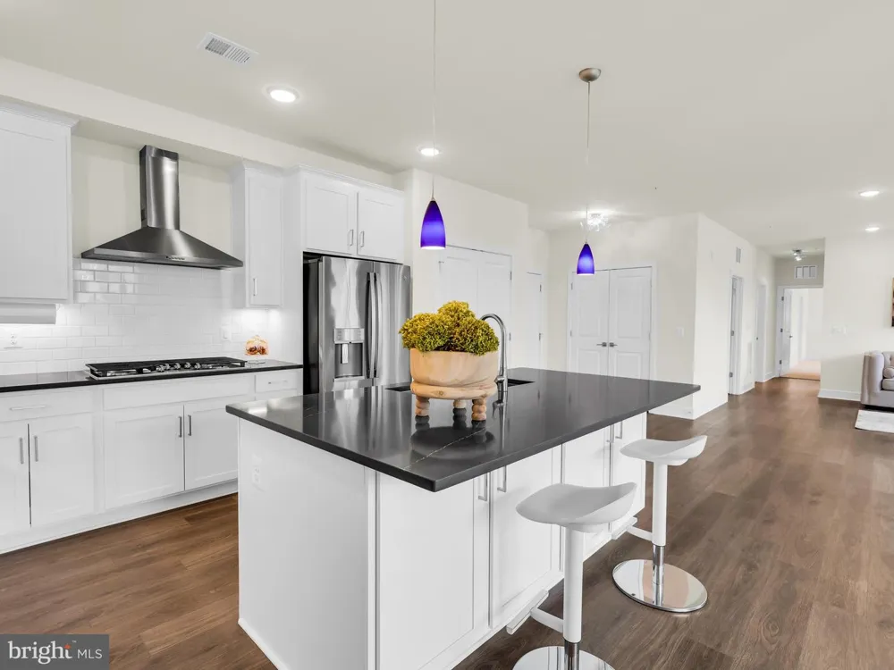 42920 FIREFLY SONATA TERRACE #101 Ashburn, VA 20148