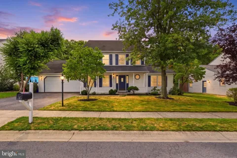 9 WINDSOR WAY