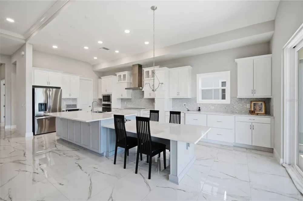 9632 SURREY ROSE DRIVE San Antonio, FL 33576