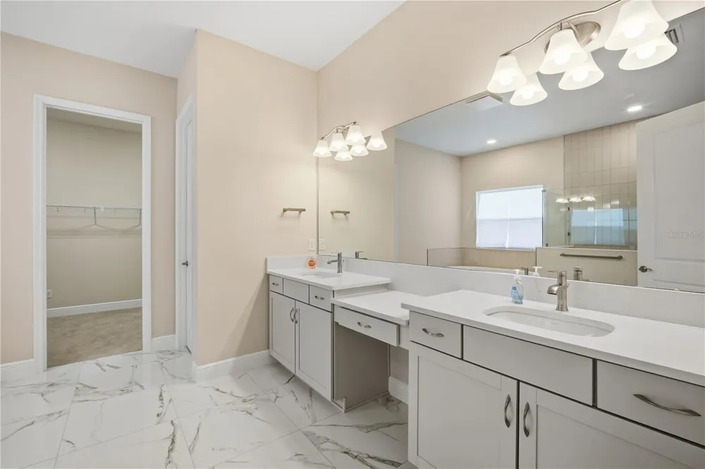 9632 SURREY ROSE DRIVE San Antonio, FL 33576