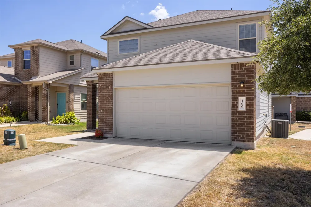 400 Circle Way Jarrell, TX 76537