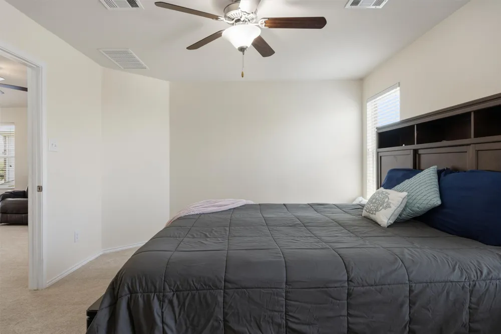 400 Circle Way Jarrell, TX 76537