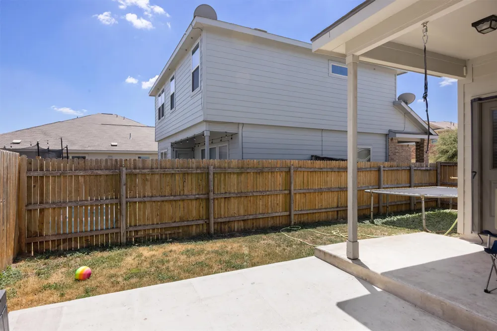 400 Circle Way Jarrell, TX 76537