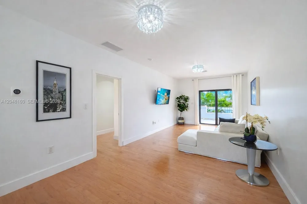 471 SW 30th Rd Miami, FL 33129