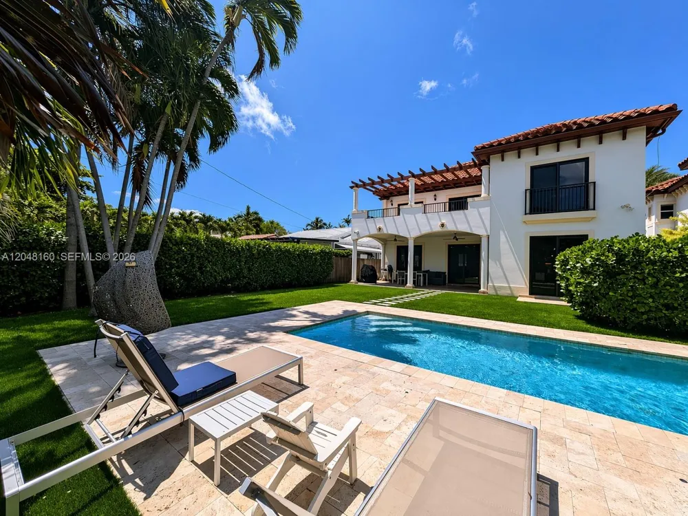 471 SW 30th Rd Miami, FL 33129