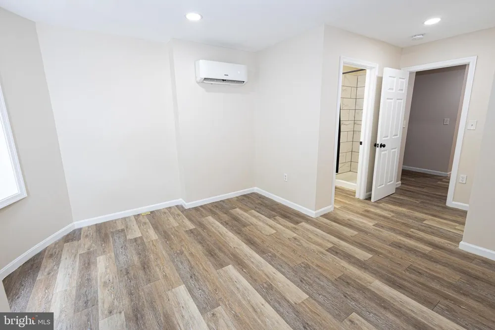102 S HIGHLAND AVENUE Baltimore, MD 21224