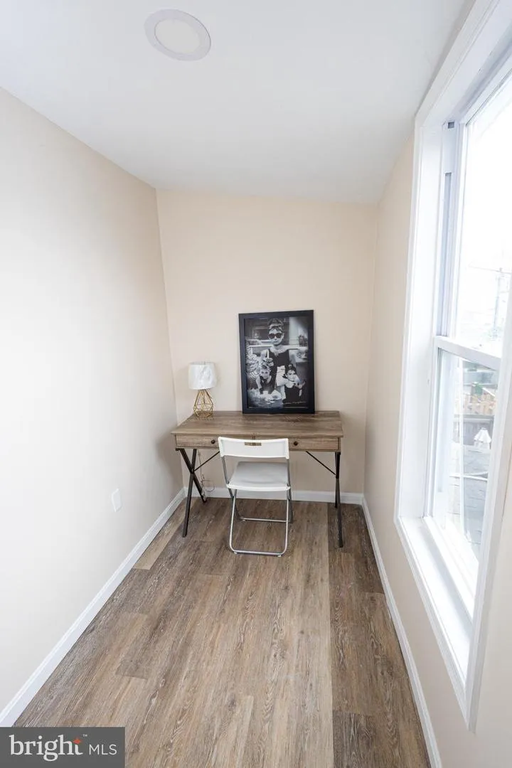 102 S HIGHLAND AVENUE Baltimore, MD 21224
