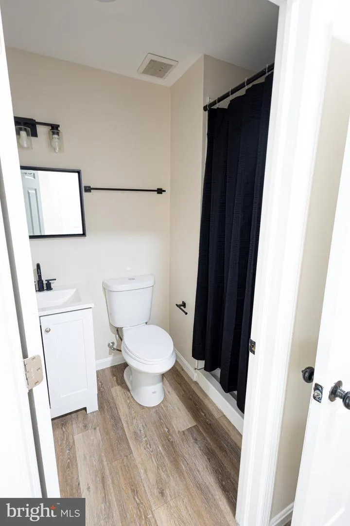 102 S HIGHLAND AVENUE Baltimore, MD 21224
