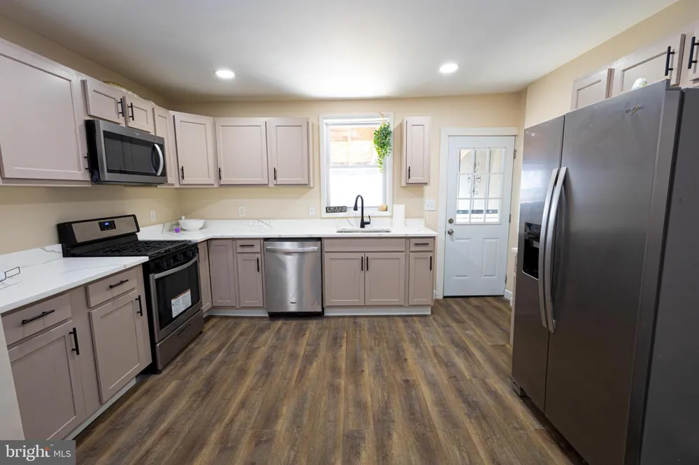 102 S HIGHLAND AVENUE Baltimore, MD 21224