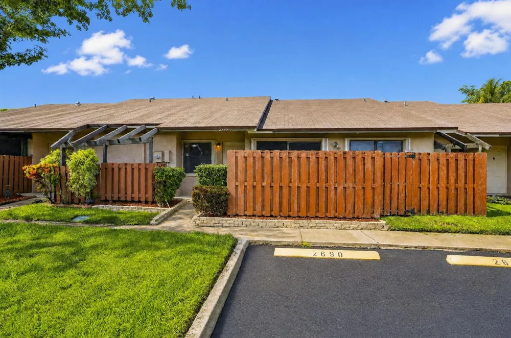 2690 Nob Hill Road Sunrise, FL 33322