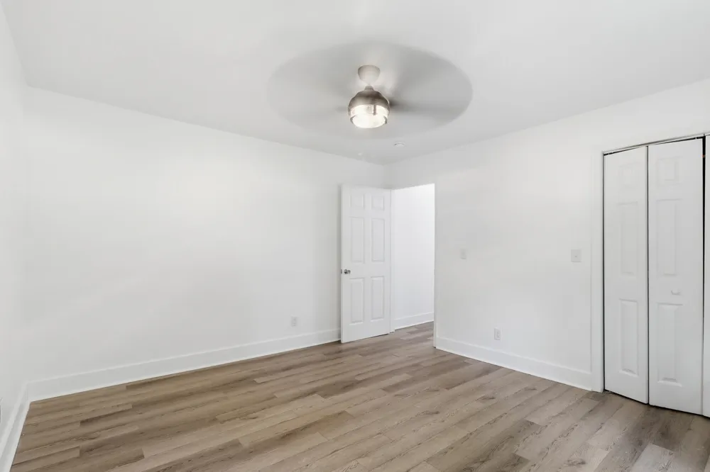 711 W James Avenue Rossville, GA 30741