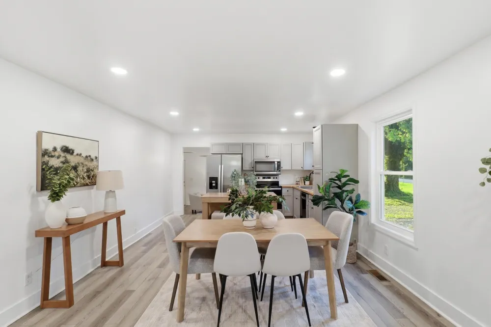 711 W James Avenue Rossville, GA 30741