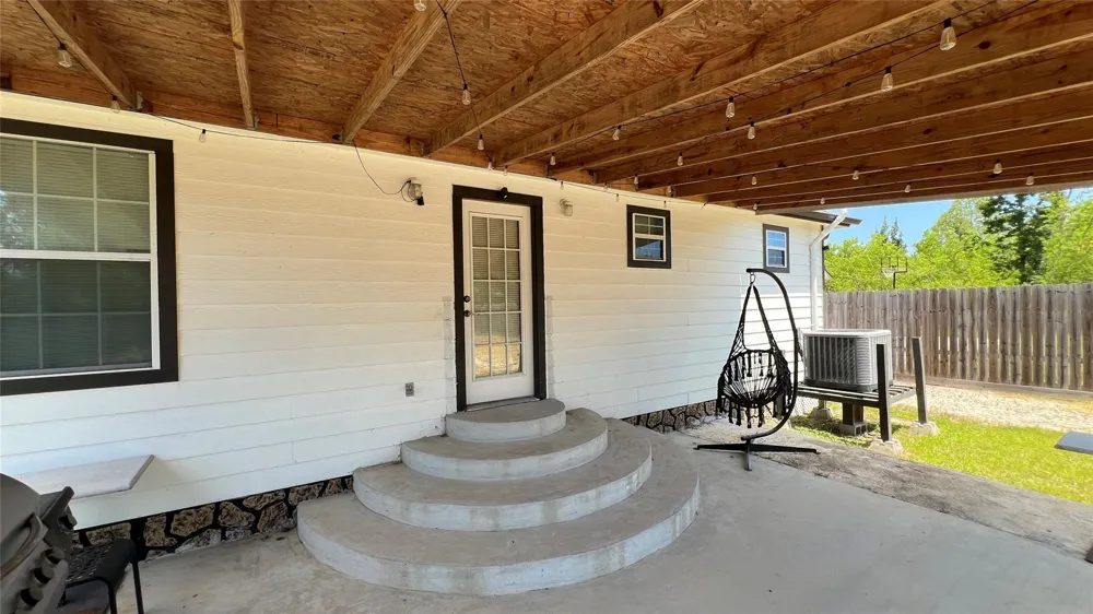 186 Road 5210 Cleveland, TX 77327