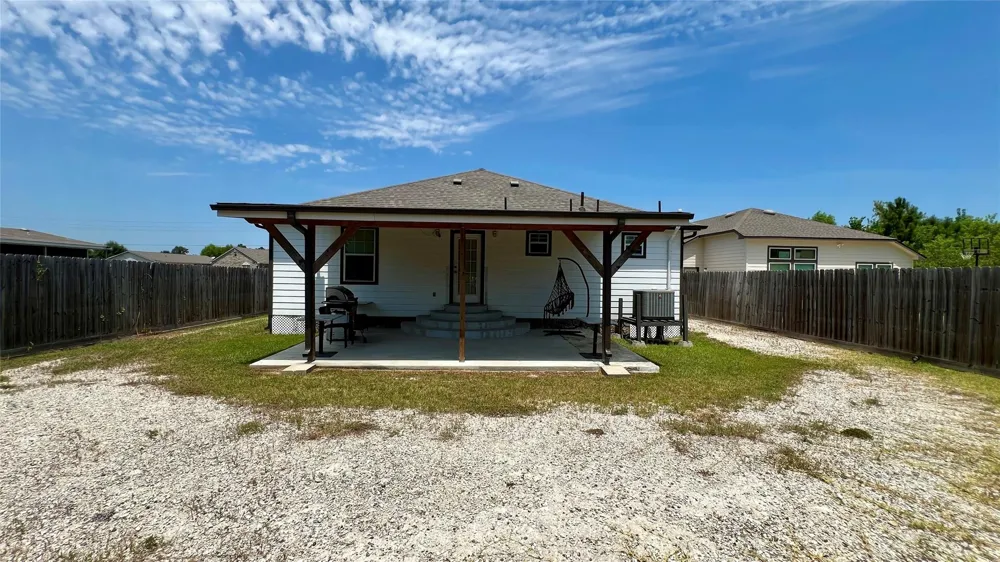 186 Road 5210 Cleveland, TX 77327
