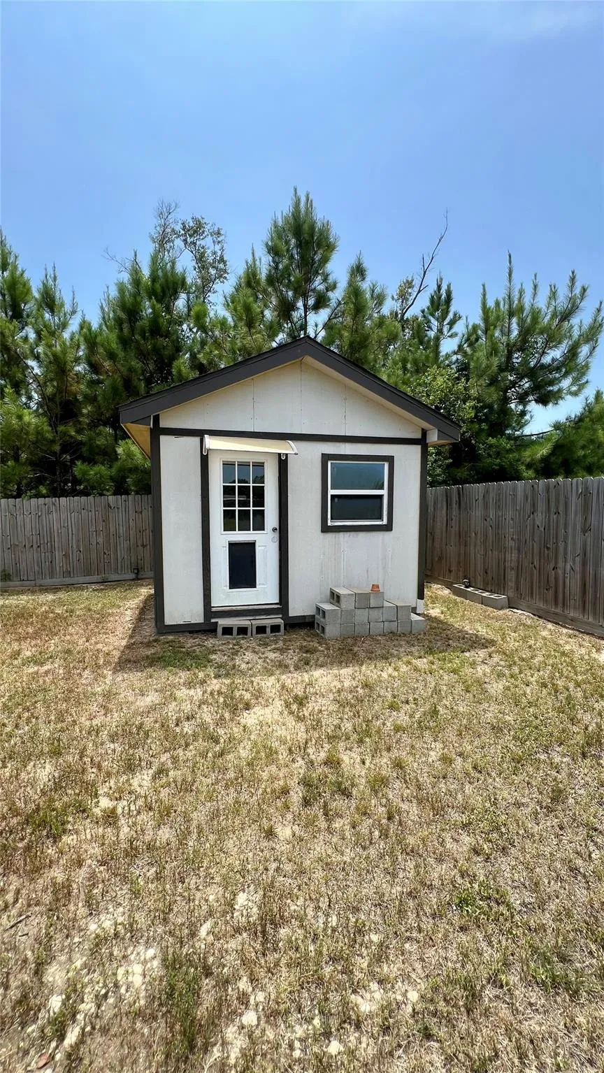 186 Road 5210 Cleveland, TX 77327