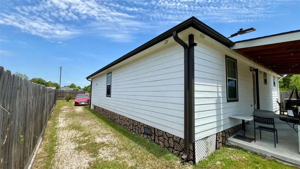 186 Road 5210 Cleveland, TX 77327