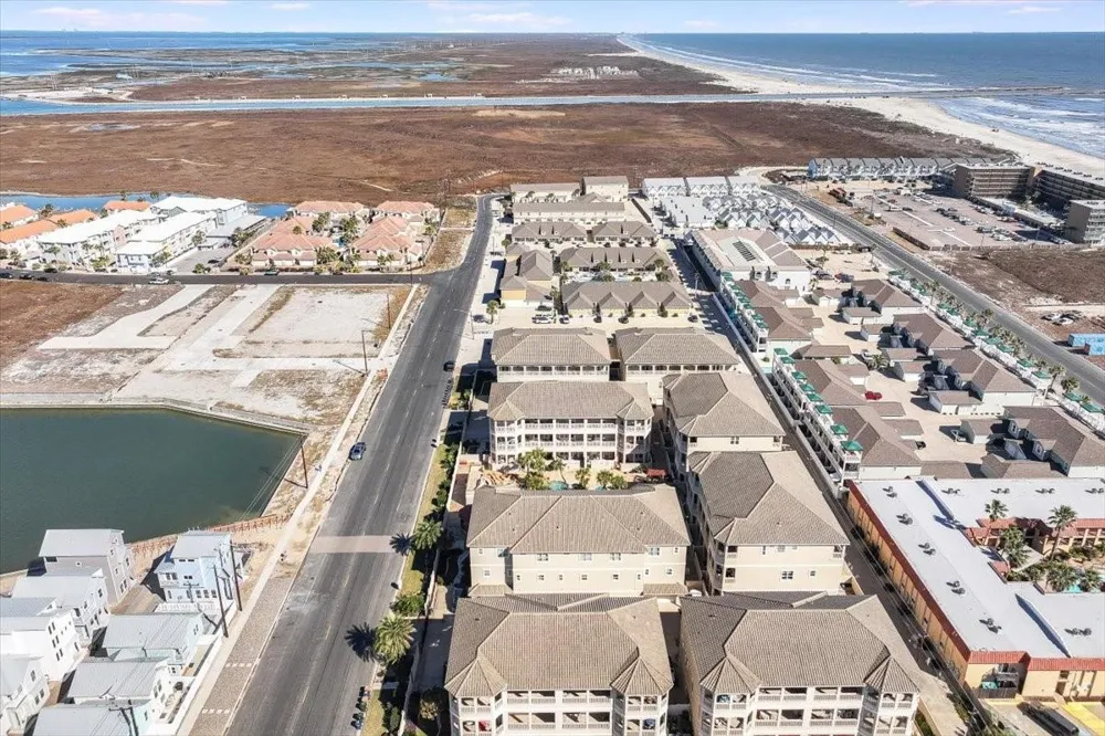 14910 Leeward Drive #304 Corpus Christi, TX 78418