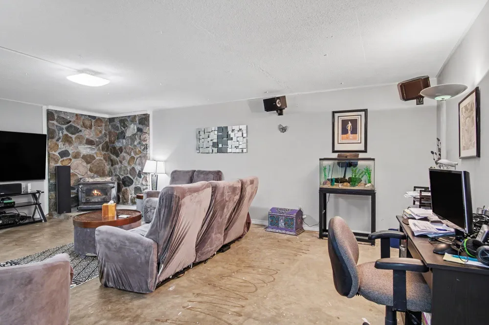 332 Warner Avenue Fremont, MI 49412