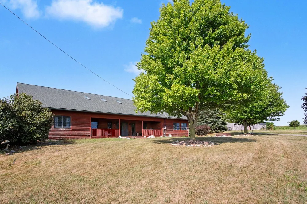 332 Warner Avenue Fremont, MI 49412