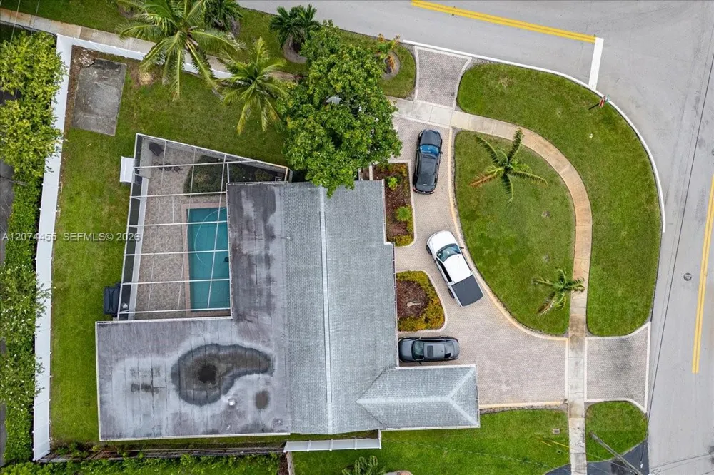 5561 SW 13th St Plantation, FL 33317