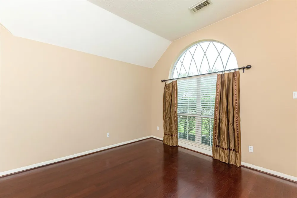 2201 Signal Hill Drive Pearland, TX 77584