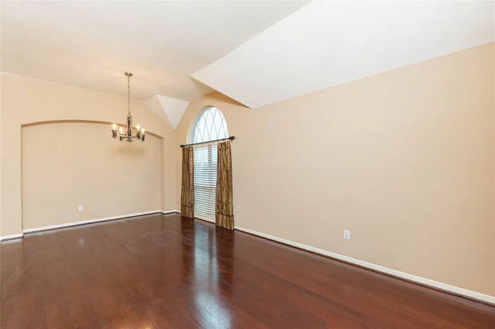 2201 Signal Hill Drive Pearland, TX 77584
