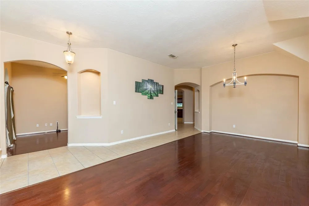 2201 Signal Hill Drive Pearland, TX 77584