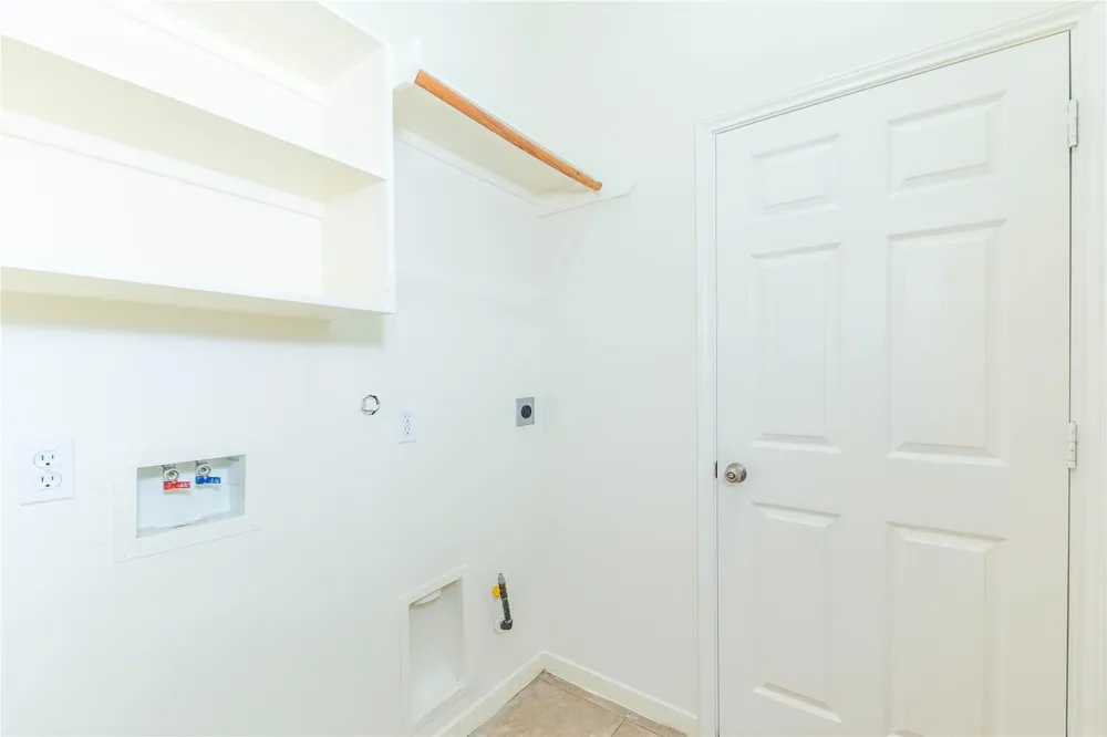 2201 Signal Hill Drive Pearland, TX 77584