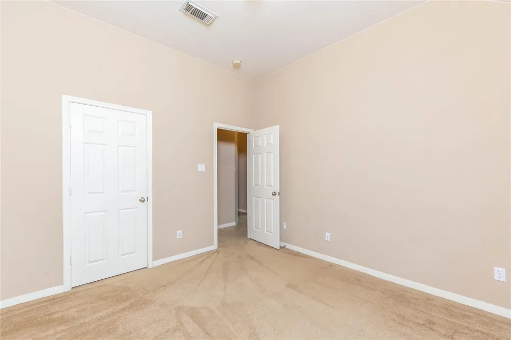 2201 Signal Hill Drive Pearland, TX 77584