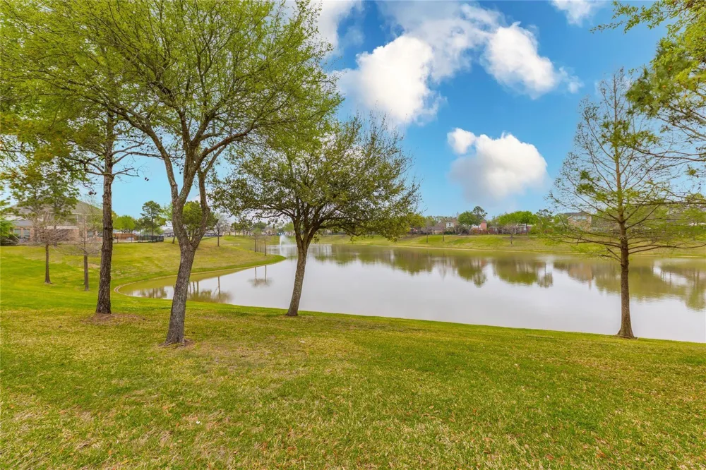 2201 Signal Hill Drive Pearland, TX 77584