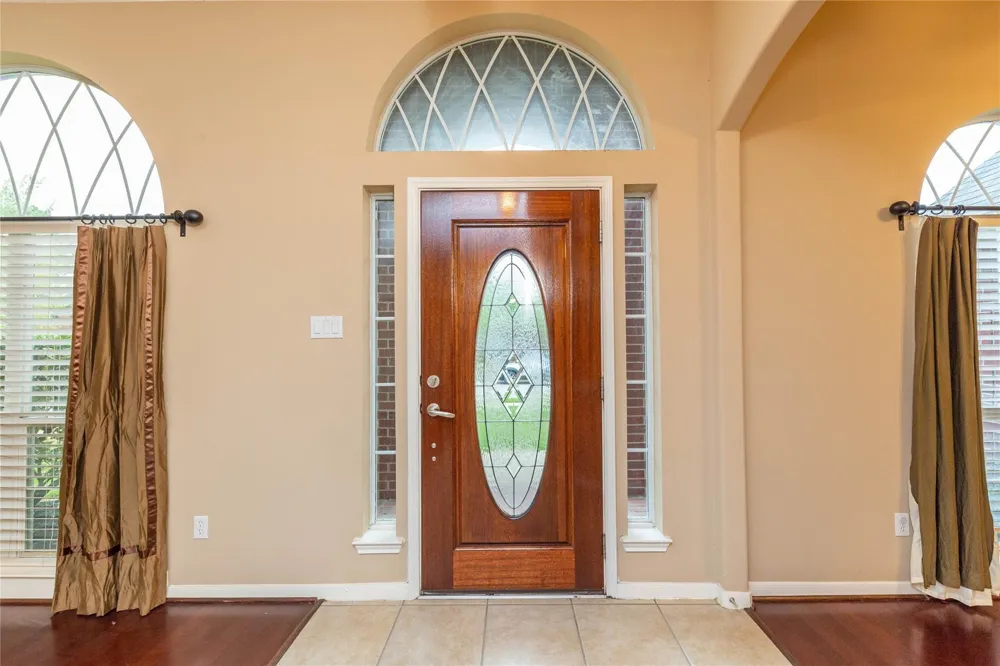 2201 Signal Hill Drive Pearland, TX 77584