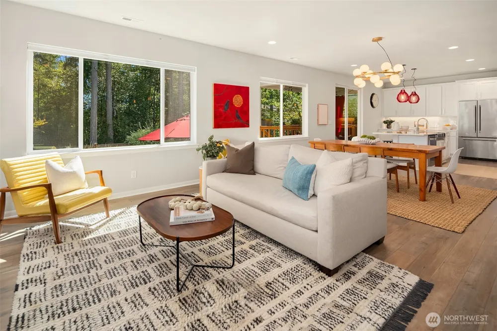 2447 NE Athlon Court Poulsbo, WA 98370